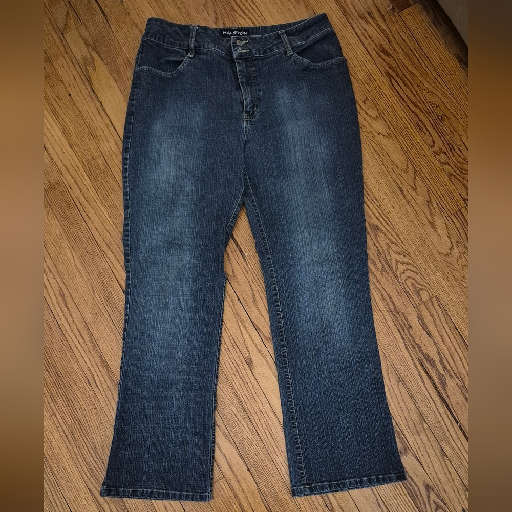 Halston Jeanswear Stretch Blue Jeans Sz 12 2% Spandex 2 Button Closure & Zipper